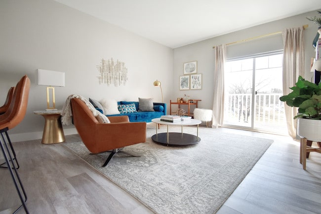 Photo - 1177 Greens Farms