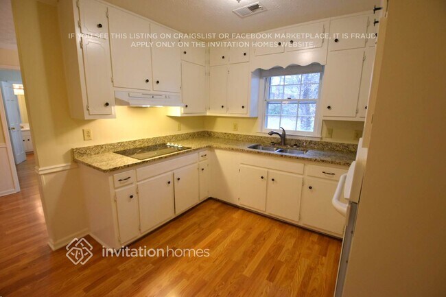 Photo - 2433 Shipshire Pl