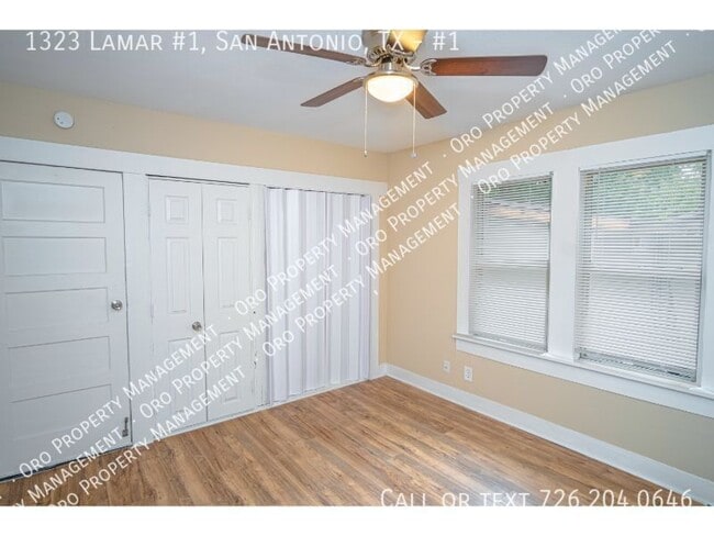 Building Photo - 1323 Lamar St Unit #1