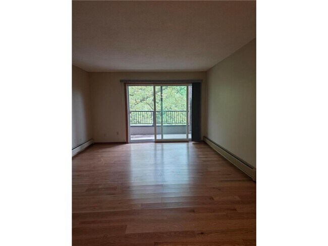 Photo - 2210 Midland Grove Rd Unidad 310