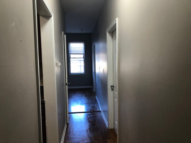 Photo - 146 Manhattan Ave Unit 1