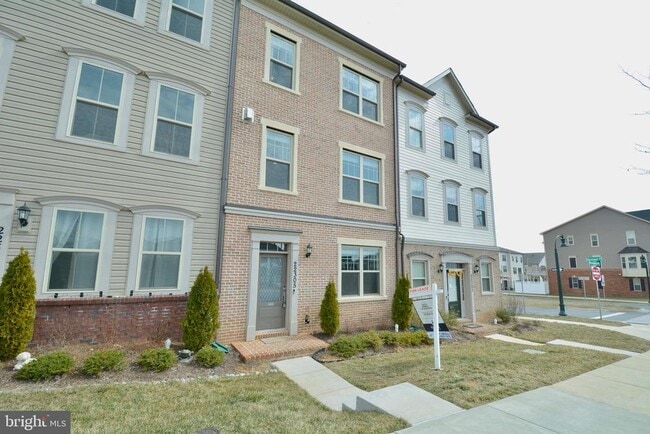 Building Photo - 22305 Broadway Ave