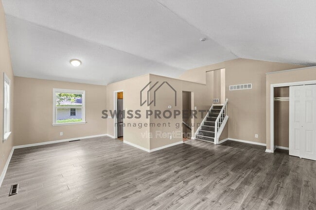 Photo - 4594 Dundee Ave