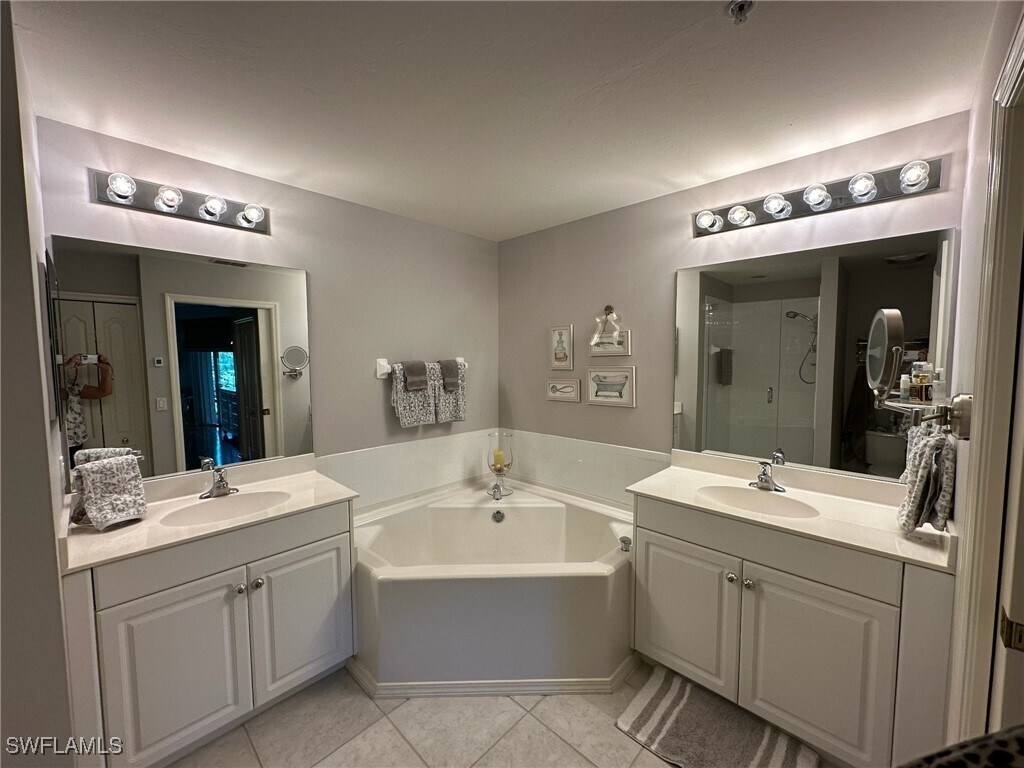 Photo - 3555 Laurel Greens Ln N Condo Unit 101