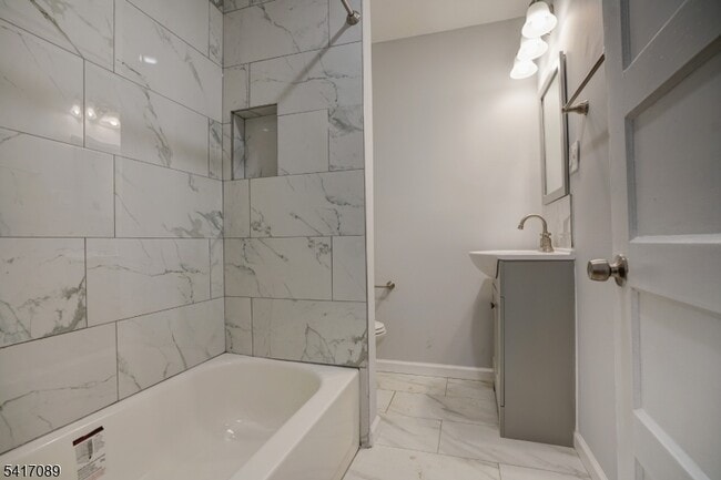 Photo - 29 Walnut St