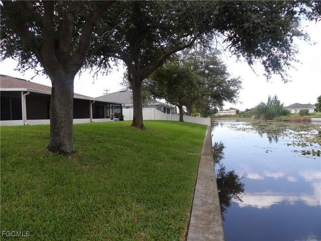 Building Photo - 1325 Gleason Pkwy