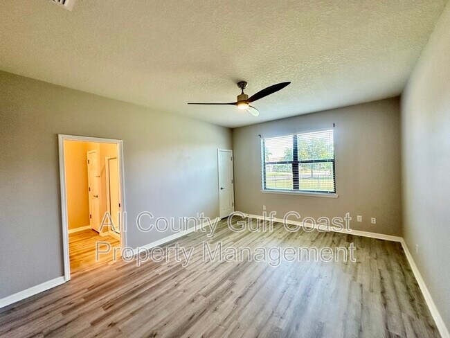 Photo - 10704 56th St E