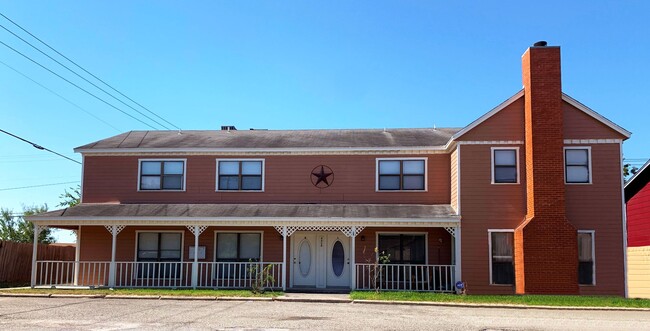 Photo - 4408 Lake Rd Apartment Unit # D