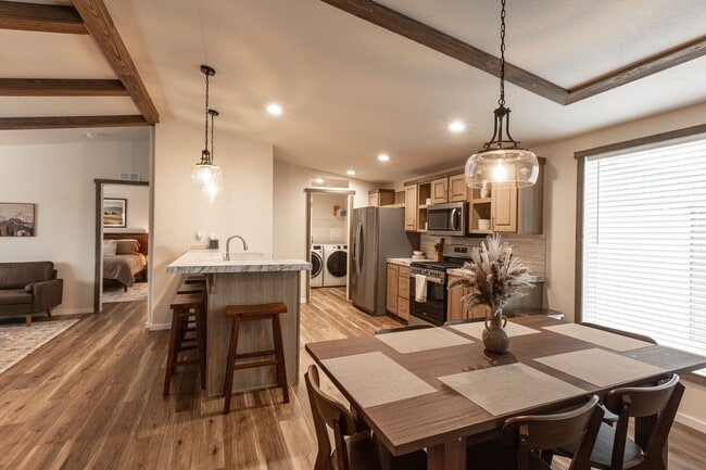 Photo - 188 Walleye Rd