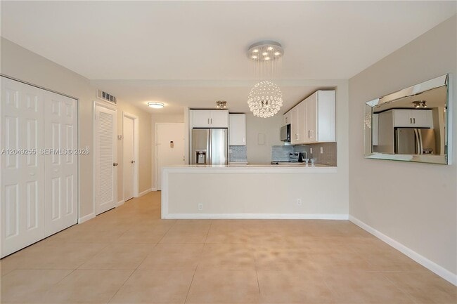 Photo - 16710 NE 9th Ave Unidad 706