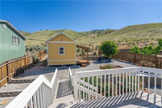 Photo - 332 E Prospect St