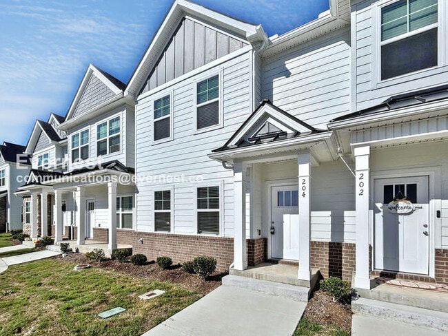 Photo - 204 Ansley Wy