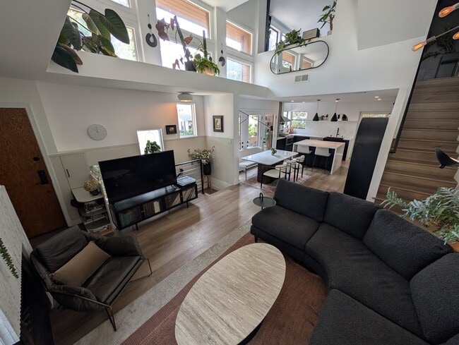 Photo - 1705 S Westgate Ave Unit #5