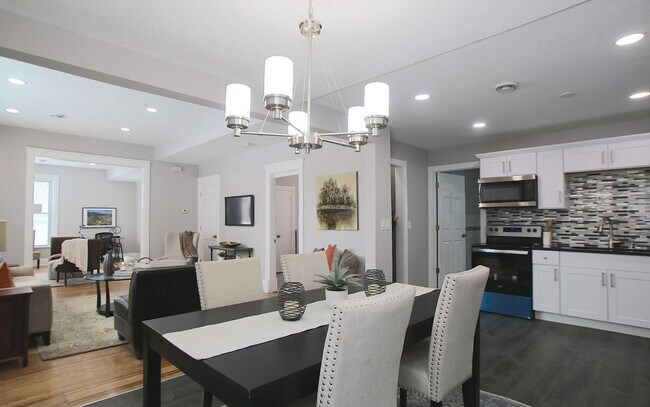 Photo - 220 E 27th St Unit 1