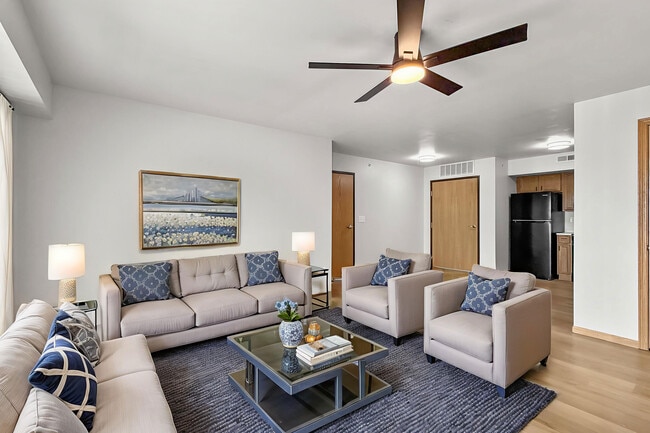 Living Room - Prairie Bend Apartments