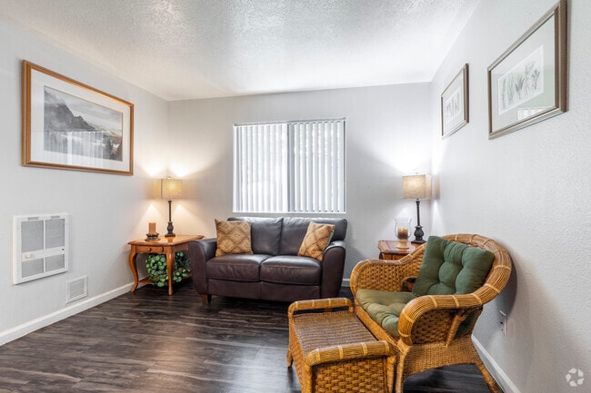 1BR 1BR - 478 SF