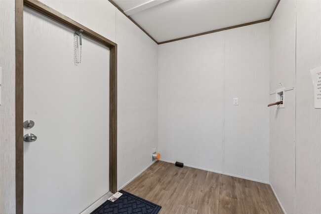 Photo - 6019 Jake Ln