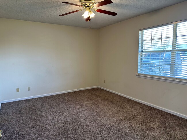 Photo - Charming all-brick home located in Hinesville