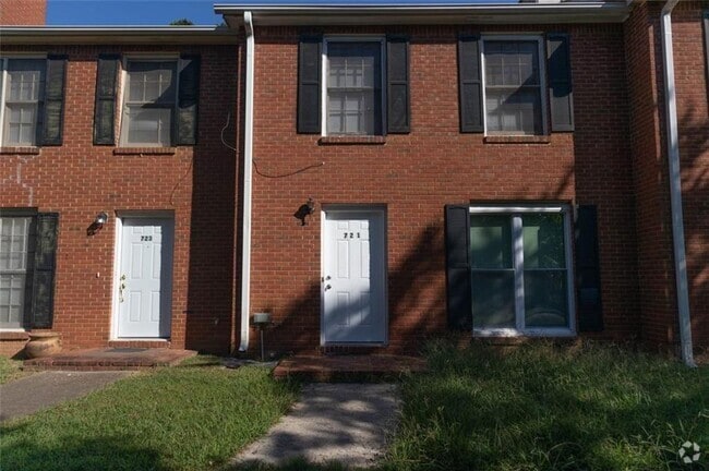 Building Photo - 721 Redland Dr Rental