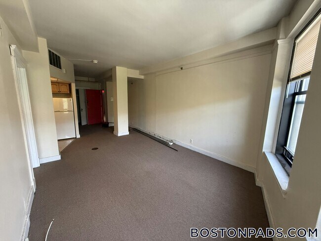 475 Commonwealth Ave Unit 305