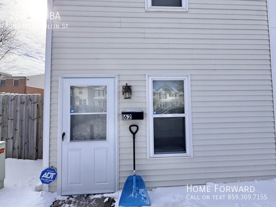 Photo - 162 Montmullin St