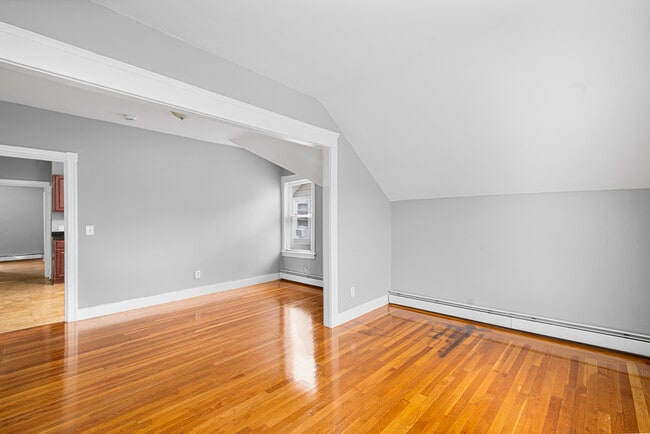 Photo - 73 Robin St Unit 3