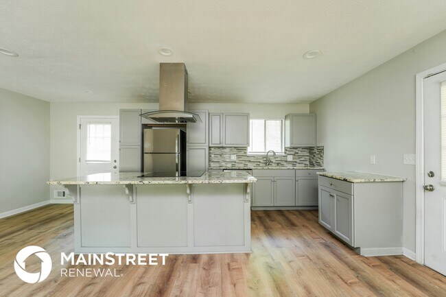 Photo - 2973 Creekview Ct NE