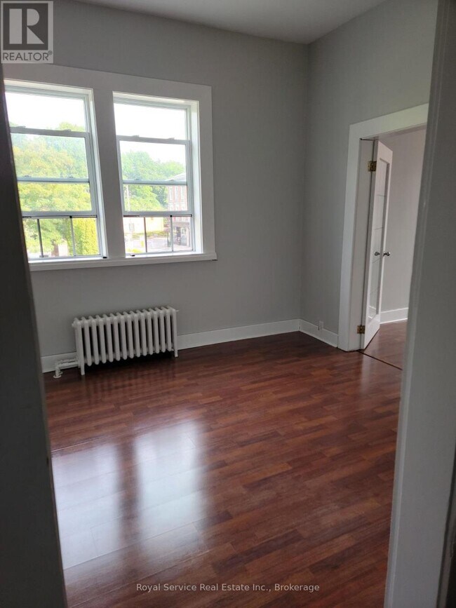 Photo - 18 Walton St Unit #2
