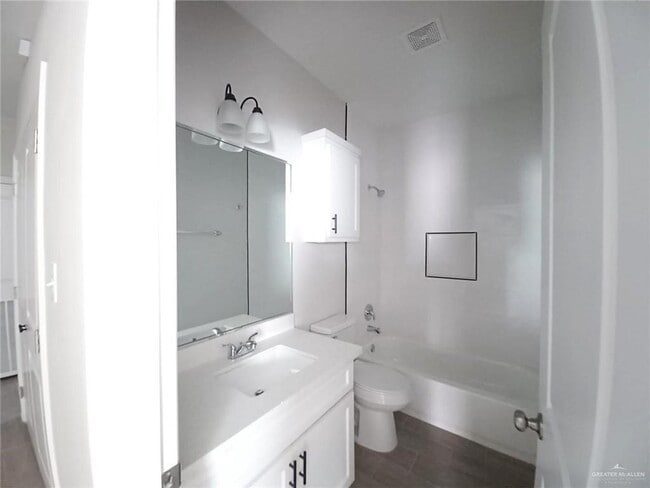 Photo - 1630 Playa Dr Apartment Unit 3