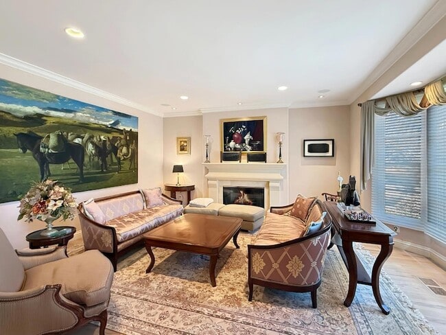 Photo - 1526 Hillview Dr