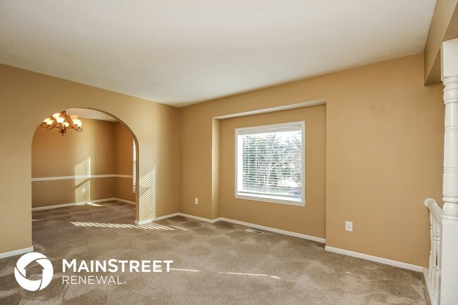 Photo - 14412 Wilshire Cir
