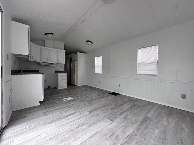 Photo - 1Bed/1Bath **RENT TO OWN OPPORTUNITY** Unit 17-PM