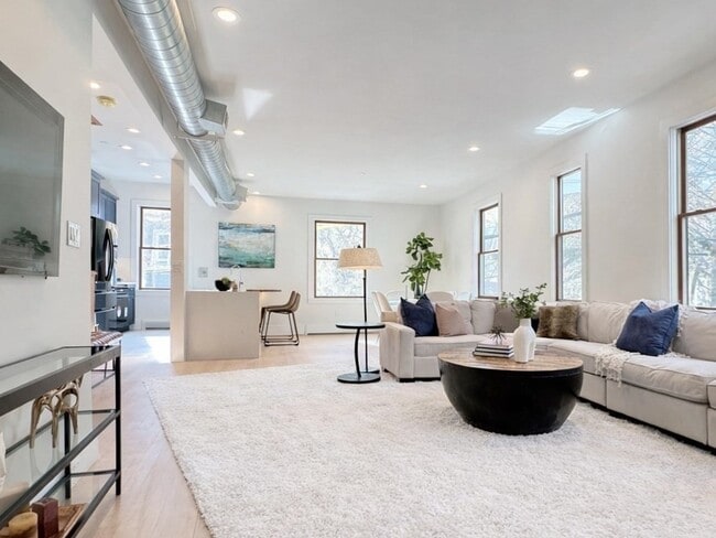 Photo - 51 Market St Unit 2