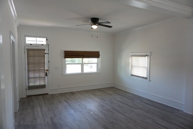 Photo - 708 Harnett St