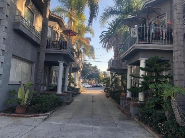 3rd Street Apartments