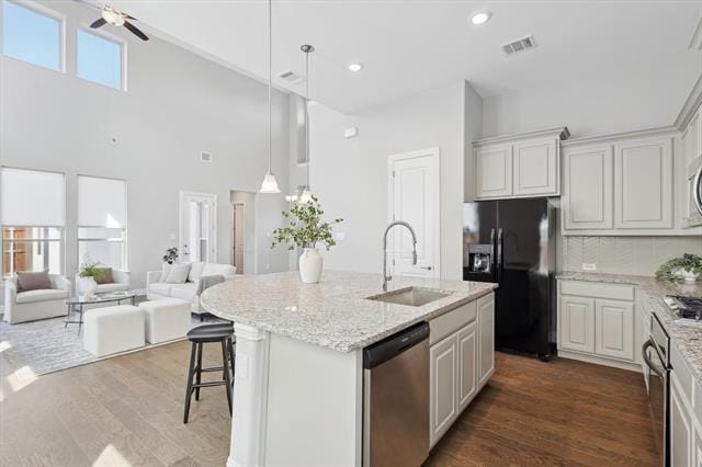 Photo - 727 Waterbrook Pkwy