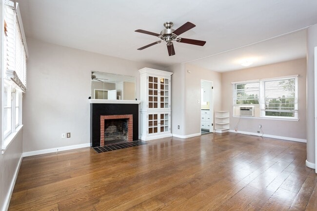 Photo - Charming Vintage Home in College East