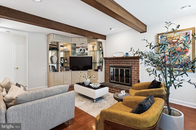 Photo - 14713 Dunleith St