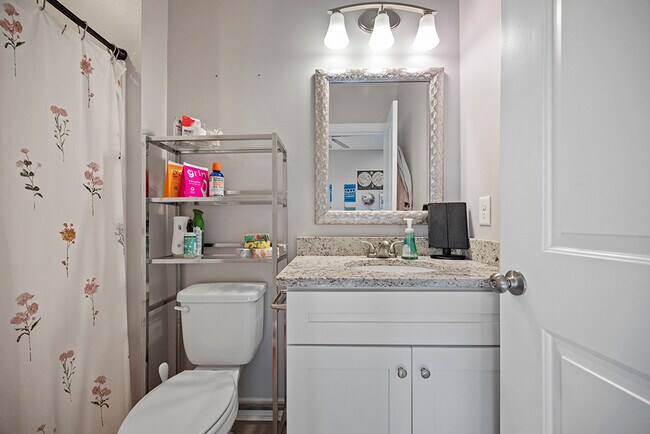 Photo - 805 Lafayette St