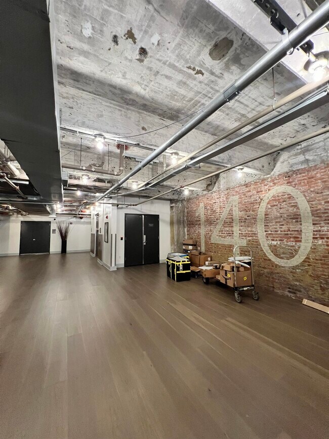 Photo - 140 Bay St Unidad # 2H