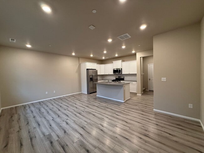 13157 175th Ave E