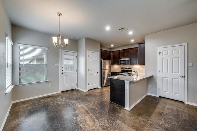 Photo - 1502 Lucille St