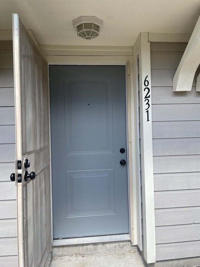 Photo - 6231 Lone Prairie Way