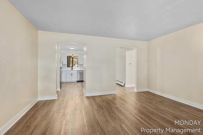 Photo - 143 Gaines St SE