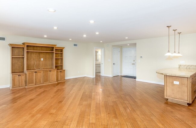 Photo - Spacious single level Home with A/C on the Golf Course!