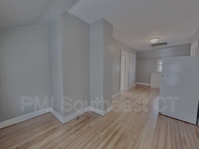 Photo - 50 Montauk Ave Unit Apt. 2