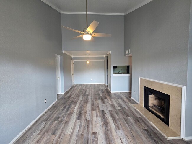 Photo - 1860 White Oak Dr Unit True