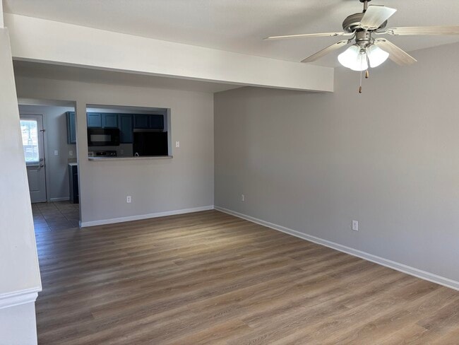 Photo - 4012 Snowy Owl Dr