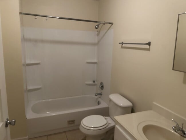 Photo - 103 Peachtree Ext