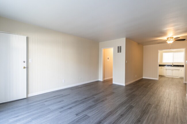 Photo - 4025 Coco Ave Unit 3